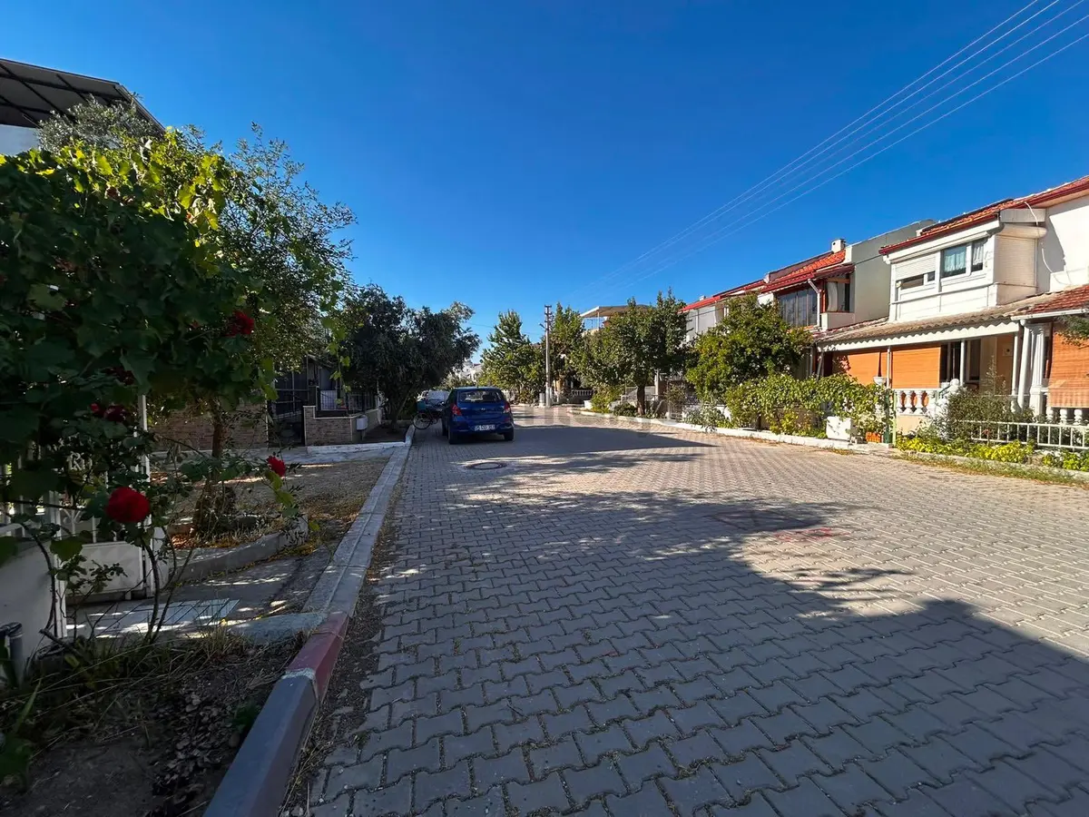 Dikili’de Eşyalı 2+1 Müstakil Dubleks Bahçeli Daire - 17