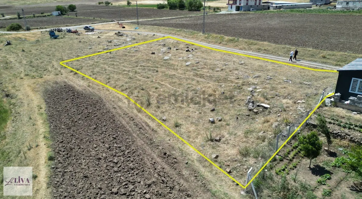 Liva'dan Talas Çevlik'te 760 M² Tek Tapu Arsa - 17