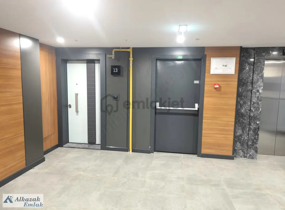 Aydoğanlar Plazada Kiralık 1+1 Akıllı Ofis - 2