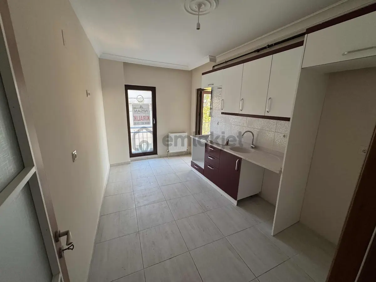 Nisan'dan Nilüfer Akçalar Kiralık 3+1 Arakat Daire - 8