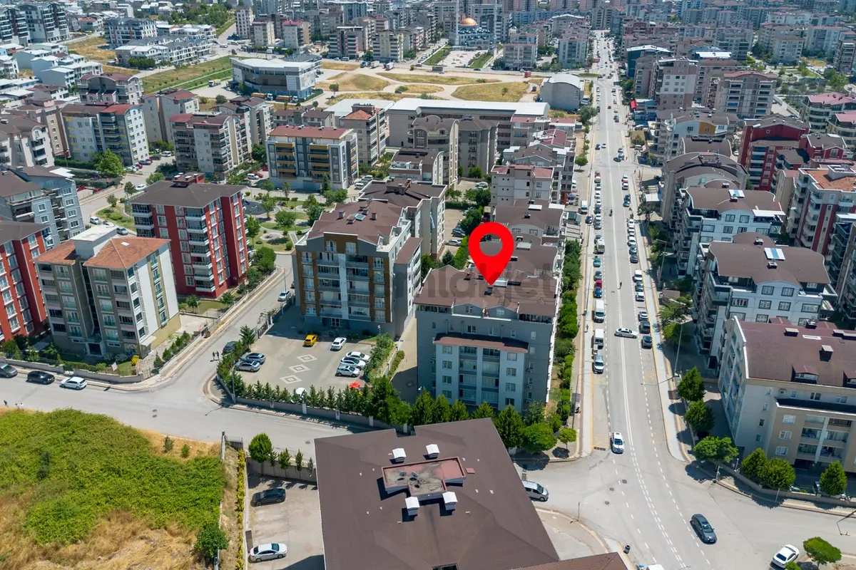 Remax Advantage'den Muhteşem Manzaralı Ferah Satılık Daire - 34
