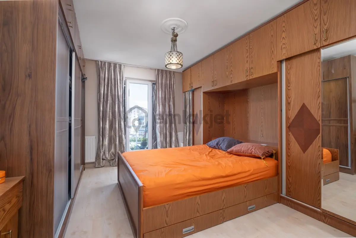Remax Advantage'den Muhteşem Manzaralı Ferah Satılık Daire - 24