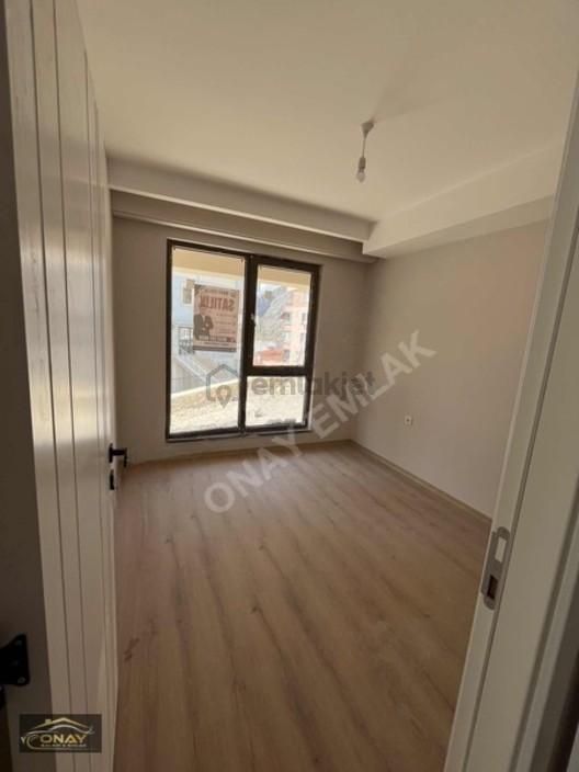 Onay Emlaktan Kirazlıderede 1+1 Satılık Daire - 12