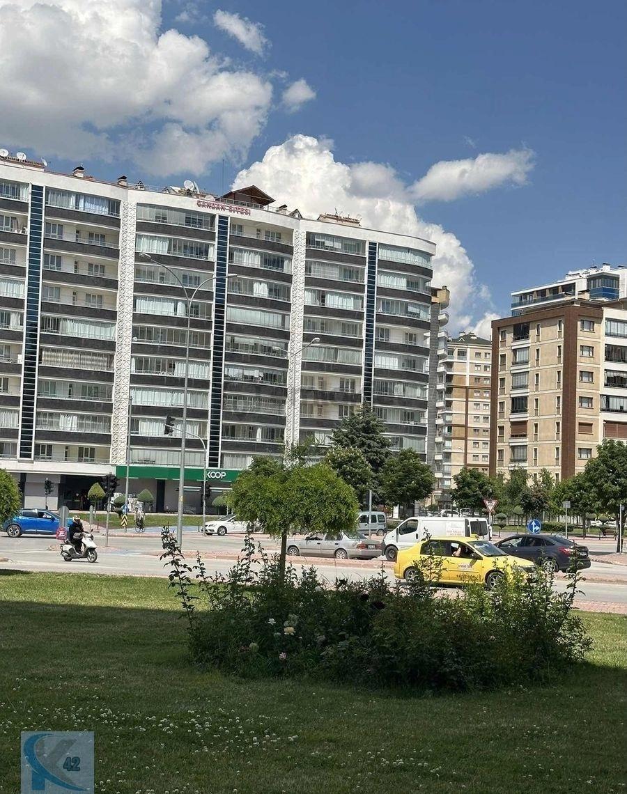 Şefikçan'da Cadde Üzerinde Kiralık Dükkan - 10