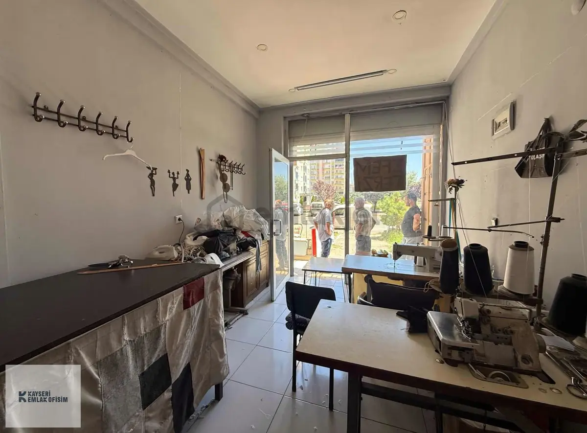Turgutreıs Mah. 20 M2 Satılık Dükkan - 5
