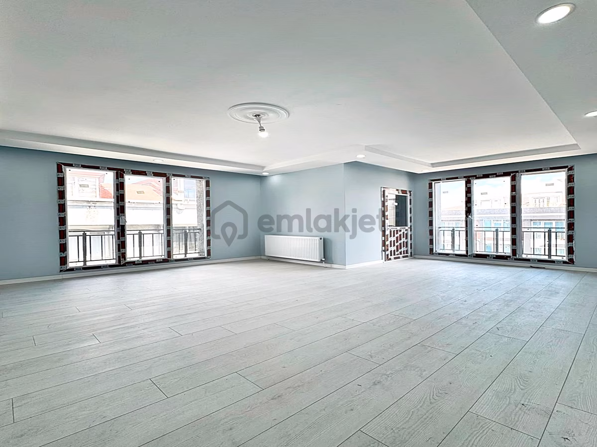 Cadde34 Yapı'dan Beylikdüzü Yakuplu'da Sıfır 4+2 220 M2 Eminevime Uygun Dubleks!! - 4