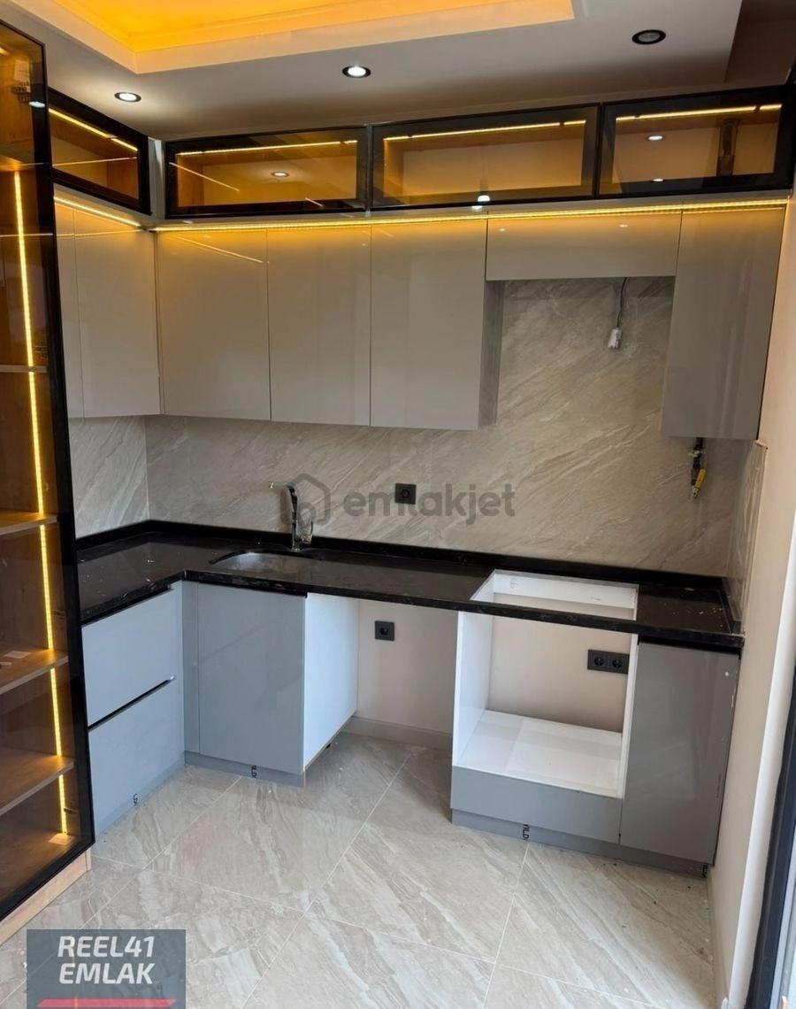 Yeşilyurt Ta Satılık 2+1 Ara Kat - 21