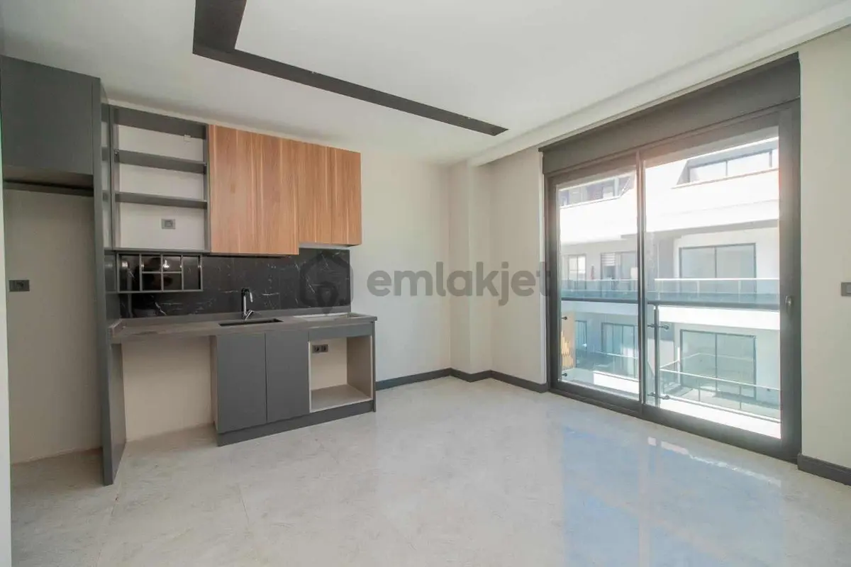 Kestelde Deniz Manzaralı- Teraslı- 135 M2 - Sıfır - 9