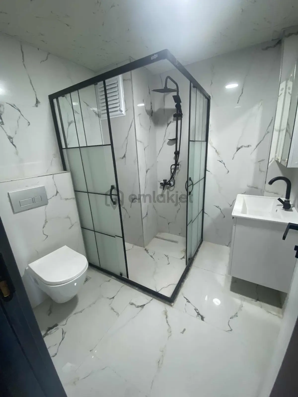 Havuzlar Mahallesi 1+1 Kapalı Mutfak Satılık Daire - 3