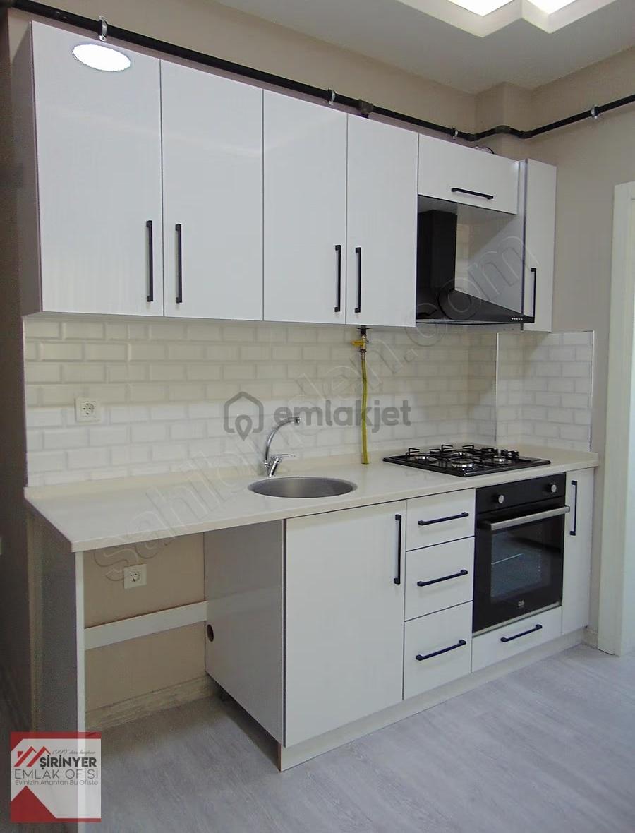 Buca Şirinkapı'da Eşyalı 1+1 Daire Kiralık - 17