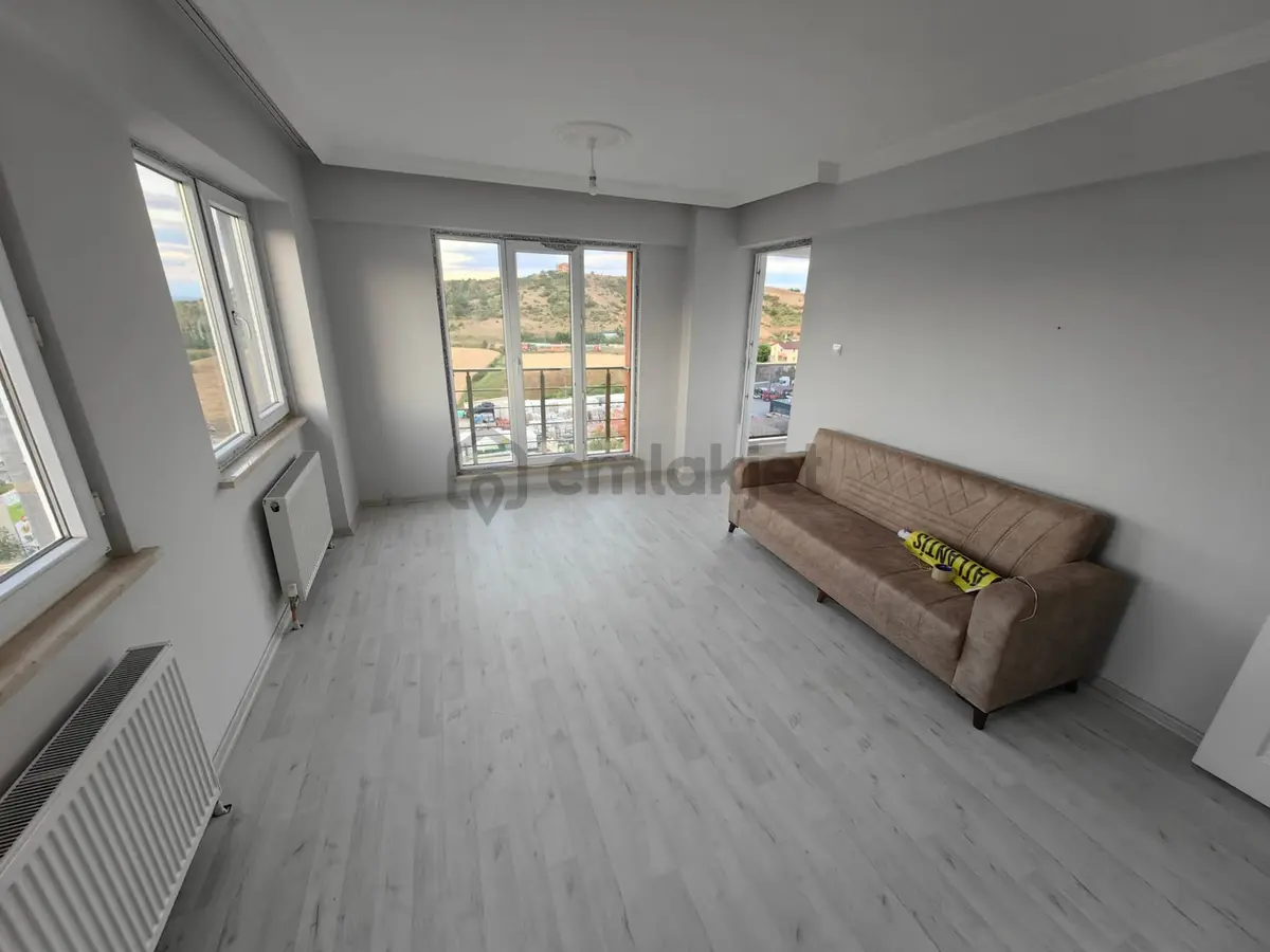Atlantis Emlaktan Devrakani Yolu Üzerinde Kiralık 2+1 Daire - 8