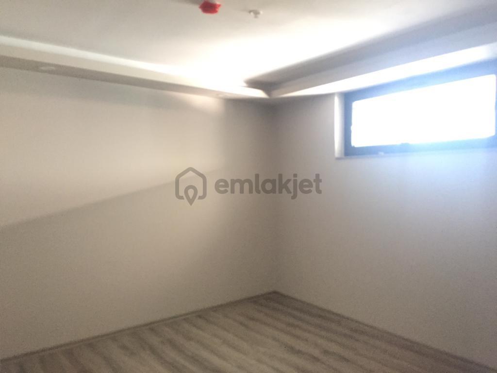 Kızılırmak Caddesı Üzerı Kıralık Ofıs - 9
