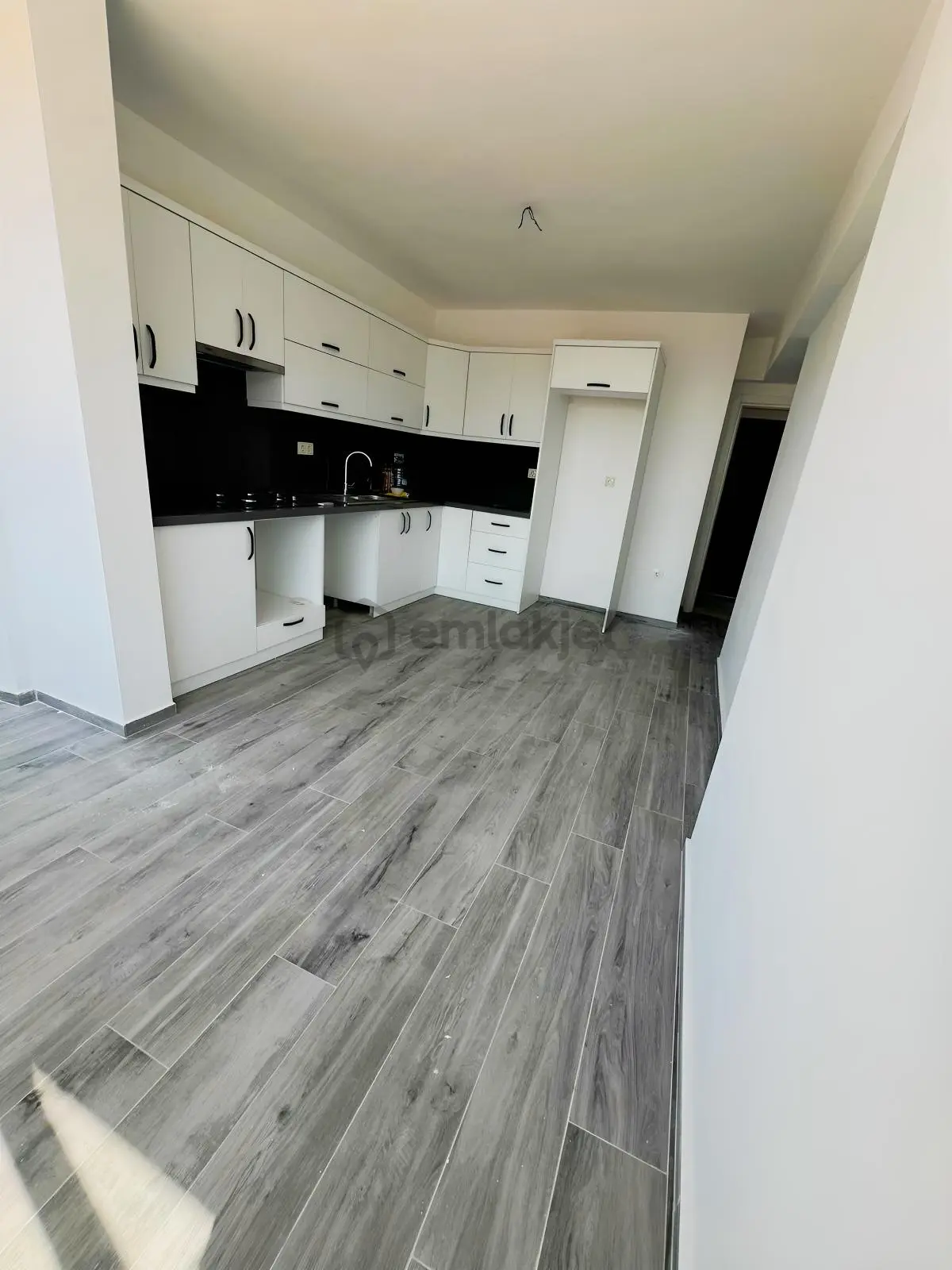 Patlangıç Topçular Mevkiinde Satılık Daire - 23