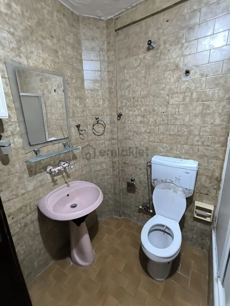 Ana Cadde Üzeri Merkezi Konum Kiralık Daire - 15