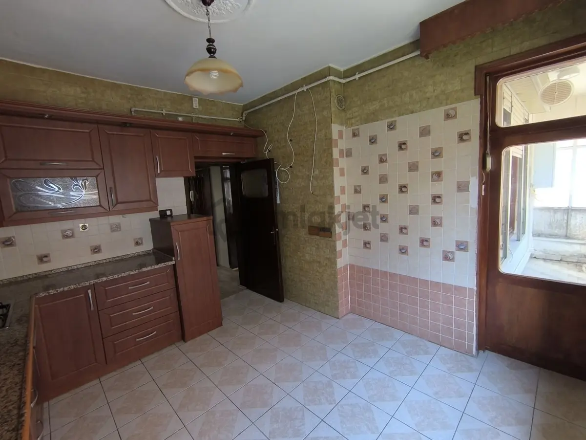 Ana Cadde Üzeri Merkezi Konum Kiralık Daire - 19