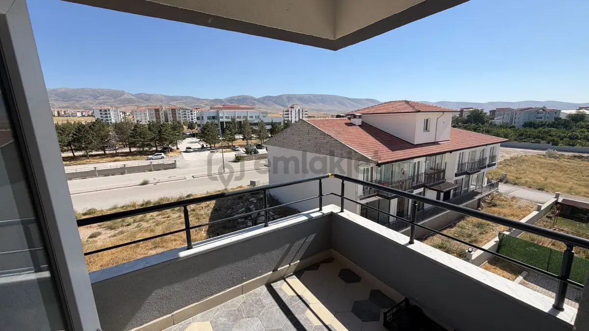 Toros Mahallesinde Kiralık Eşyalı, Lüx 1+1 - 4