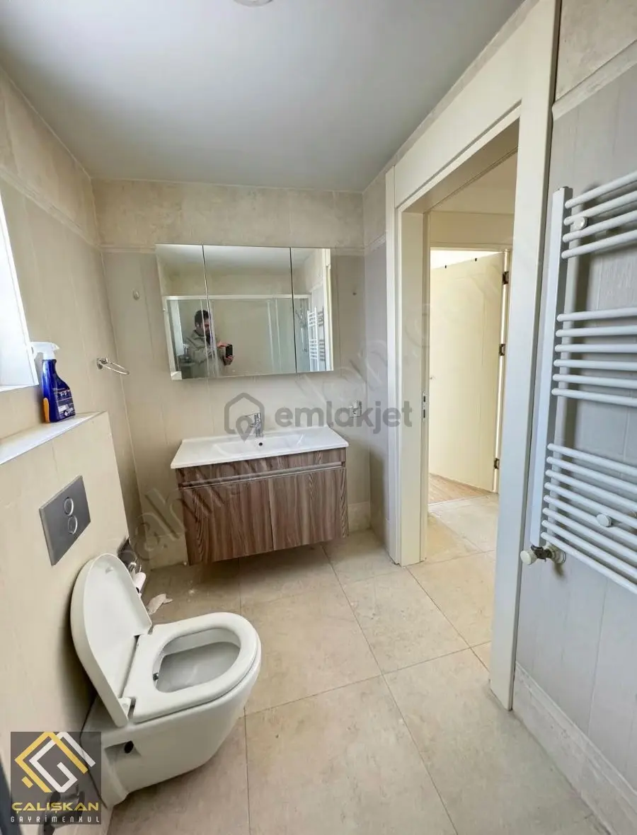 Çalışkandan Sinpaş'ta Ara Kat 1+1 Kiralık Apart - 2