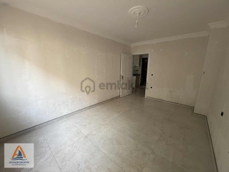 Ayvalık Altınova Sıfır 1+1 Daire - 7