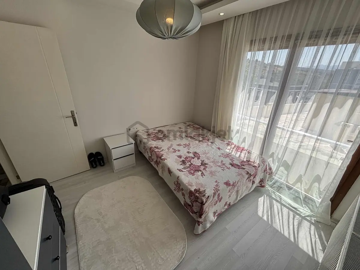 Mirden Kuruçeşmede Satılık Arakat Geniş 1+1 Daire - 26