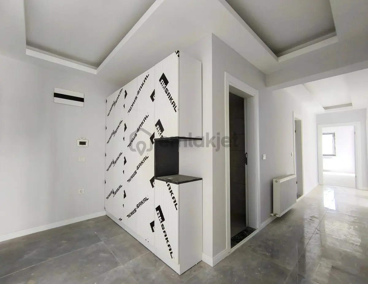 Hasköyde Ebeveyn Banyolu Bireysel Doğalgazlı Kiralık 3+1 Daire - 15