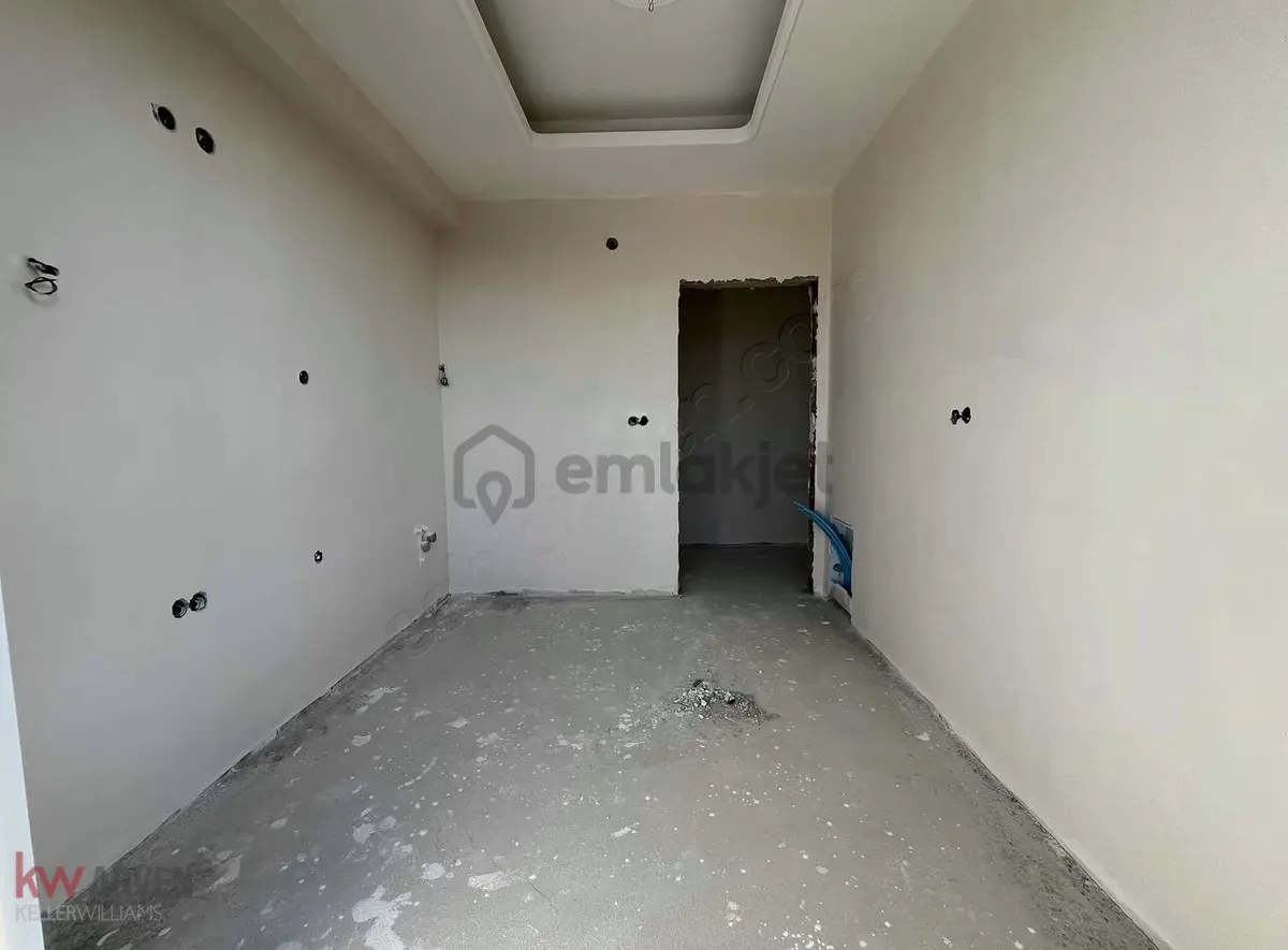 Başiskele 2+1 Ara Kat | 3 Balkon | Yerden Isıtmalı |yüksek Kredi - 28