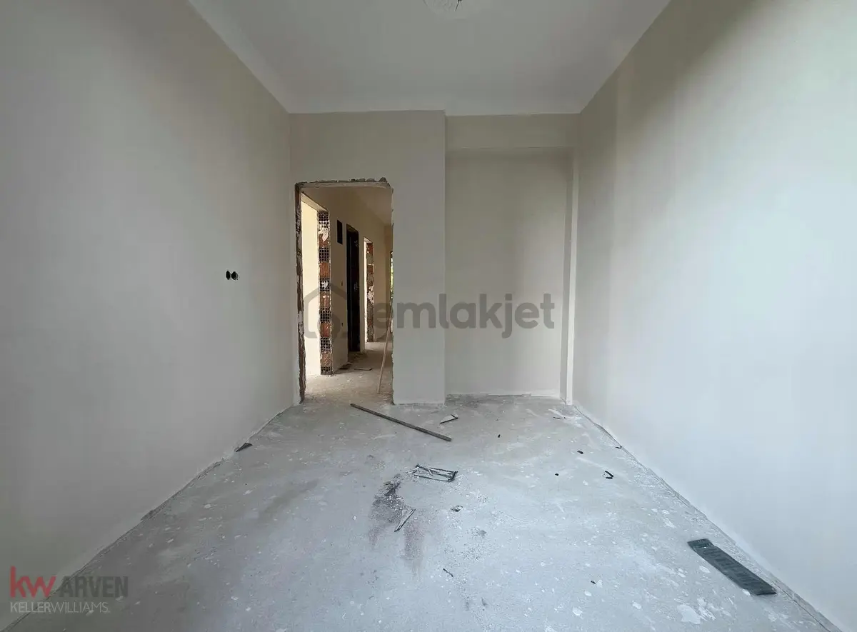 Başiskele 2+1 Ara Kat | 3 Balkon | Yerden Isıtmalı |yüksek Kredi - 27