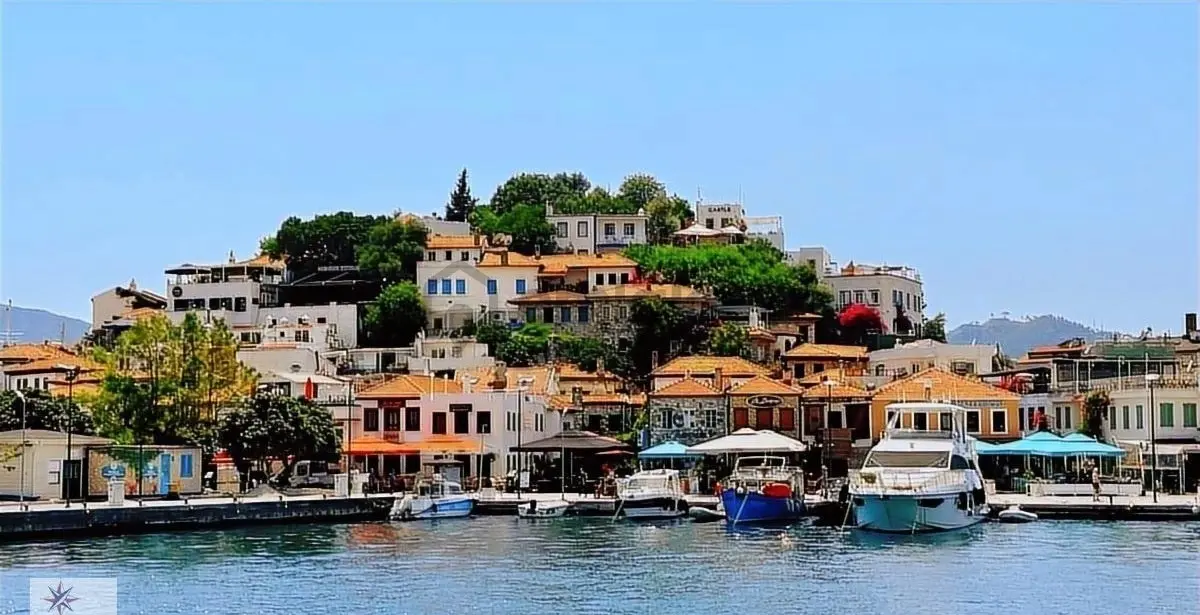 Marmaris Ana Cadde Üzerinde Satılık Dükkan