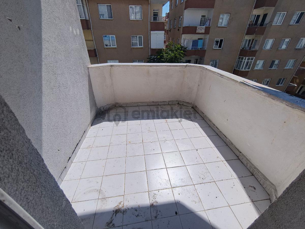 Güneyden Palmiye Sitesinde 3+1.120m2 Asansörlü Daire - 5