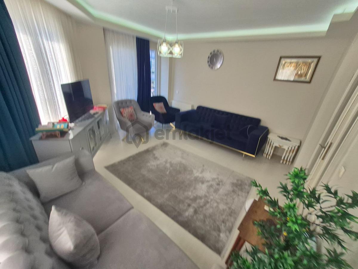 Akman'dan Hamidiye'de Şık 2+1 Daire - 13