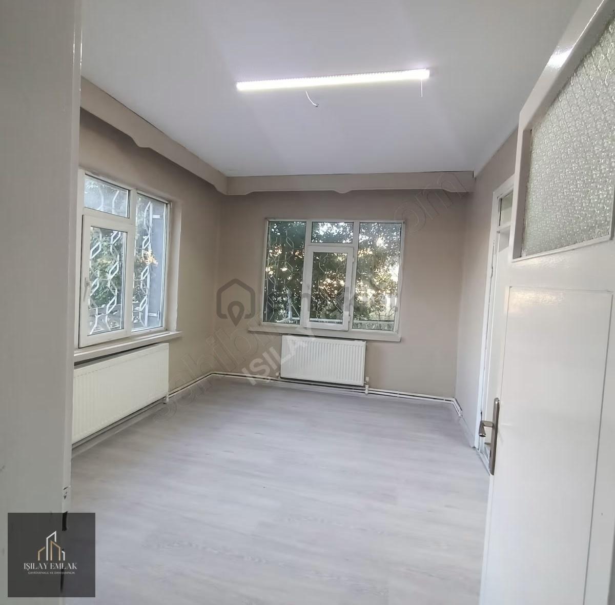 Afyon Kanlıca Mahallesinde Bahçeli Müstakil Daire