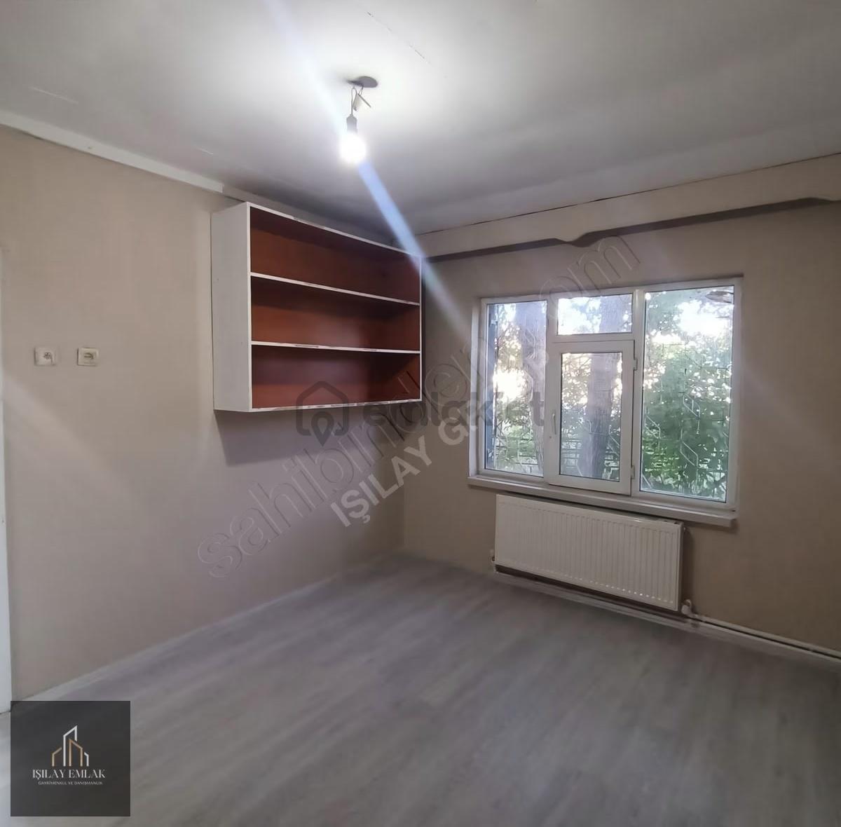 Afyon Kanlıca Mahallesinde Bahçeli Müstakil Daire - 14