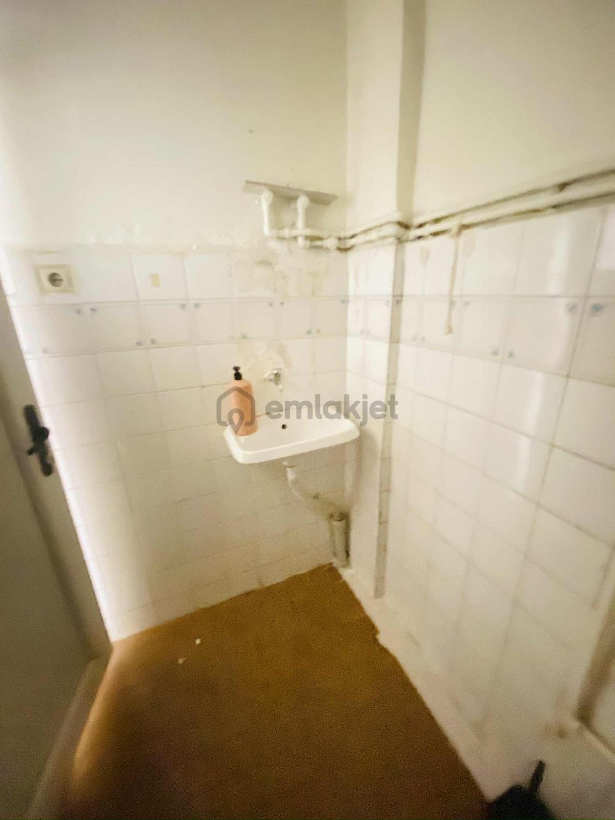 Ünalan Mah 1+1 Giriş Kat Kiralık Daire - 7