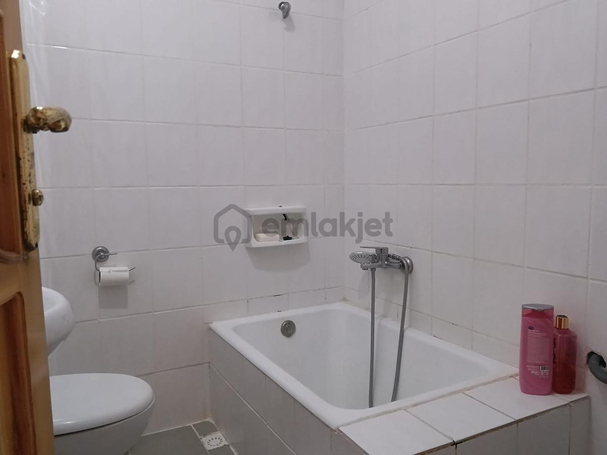 Arnavutköy Yeniköyde Site İçerisinde Satılık Villa - 24