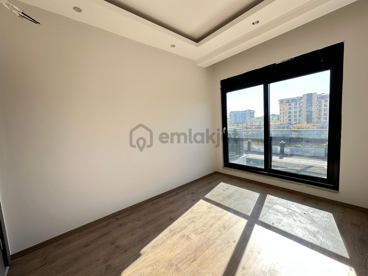 Sunlight Sitesi Güney Cephe - Havuz Manzaralı 1+1 - 21