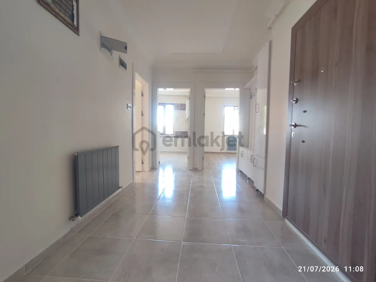 Alitaşı Mahallesi'nde Kiralık 2+1 Daire - 6
