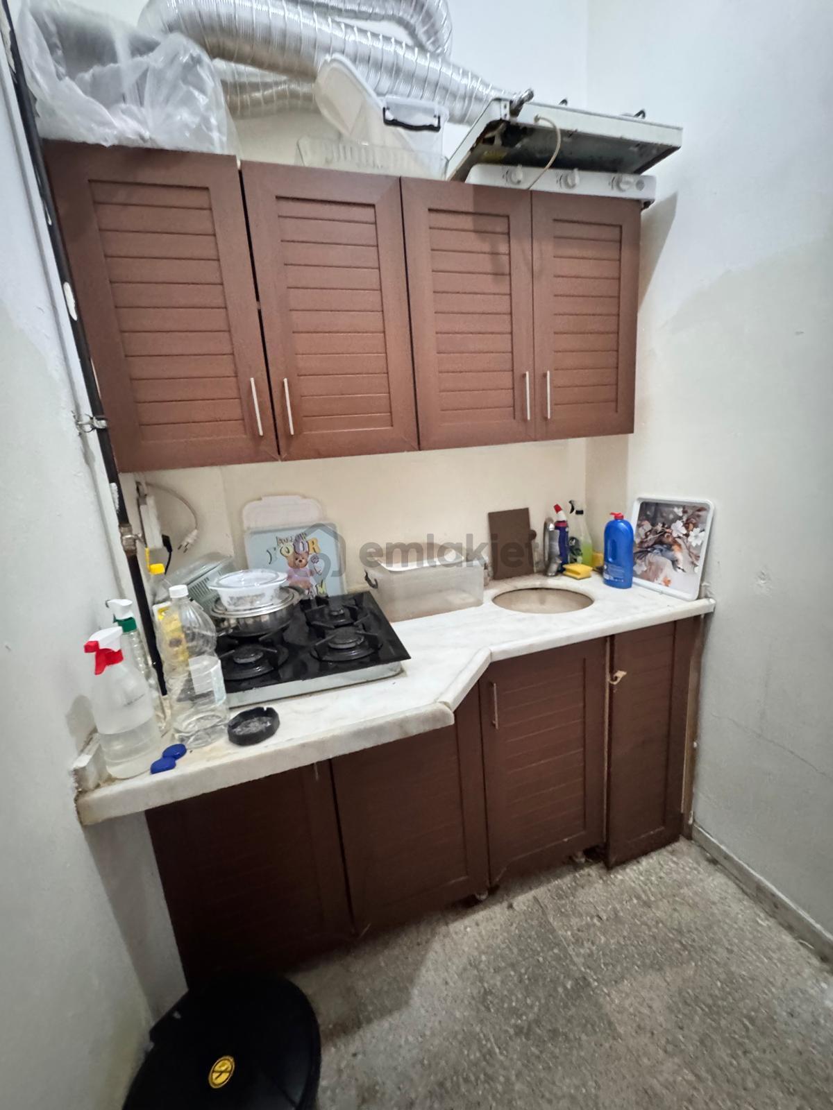Lider Emlak'tan Çaldıran'da Devren Kiralık Çiğköfte Dükkanı - 11