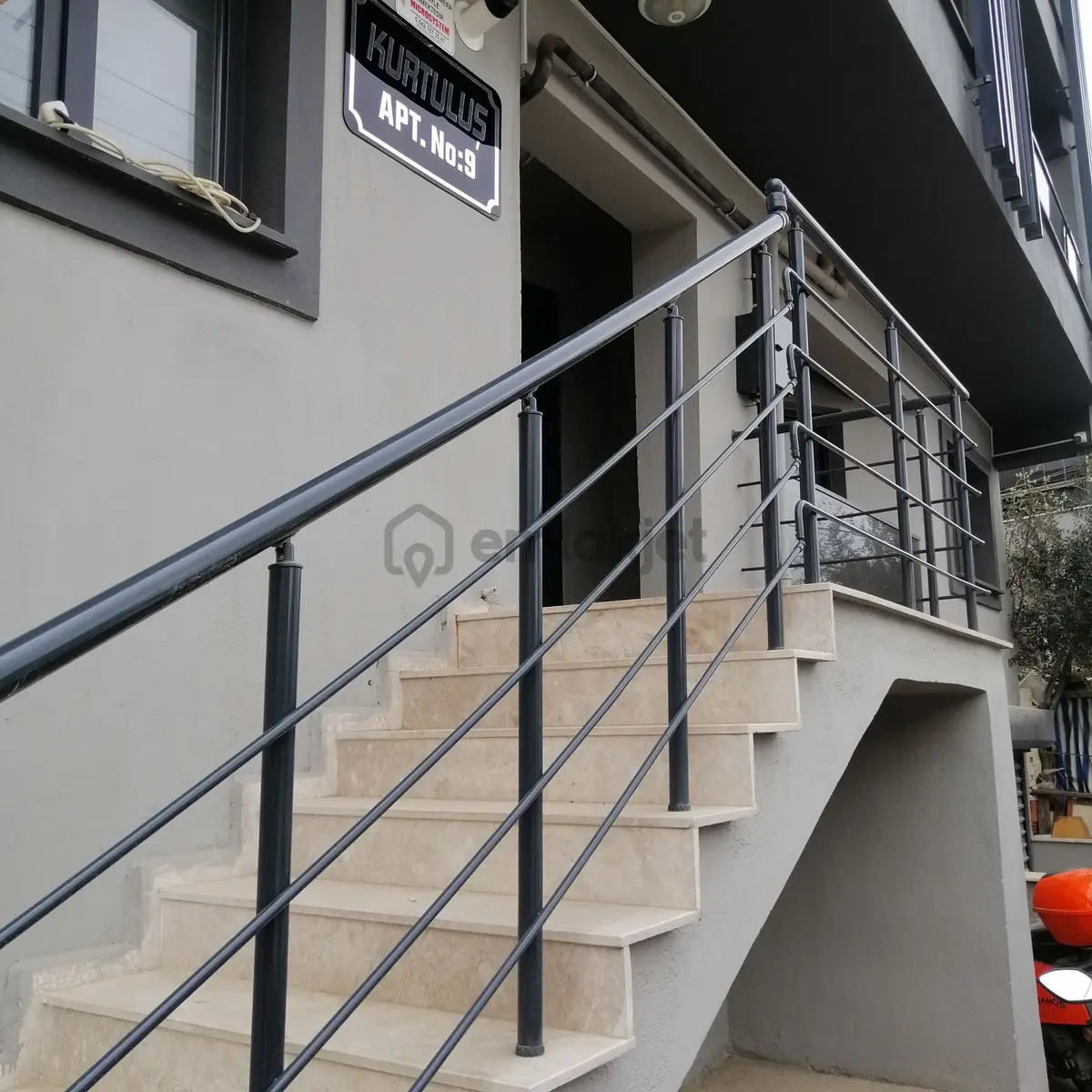 Sahibinden Aile Apartmanında Temiz 1+1daire - 28