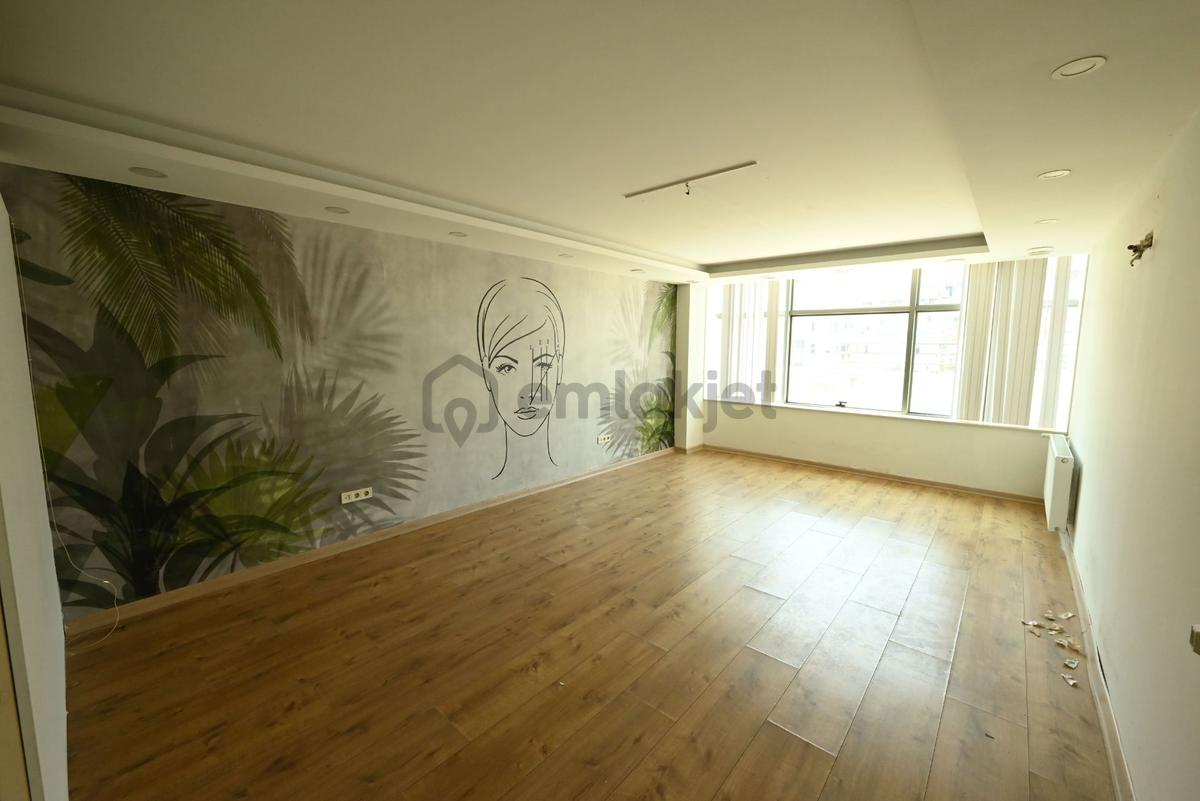 Üstünkent'ten Gmk Bulvarı Cepheli Tabela Değerli Kiralık 4+1 Ofis - 23