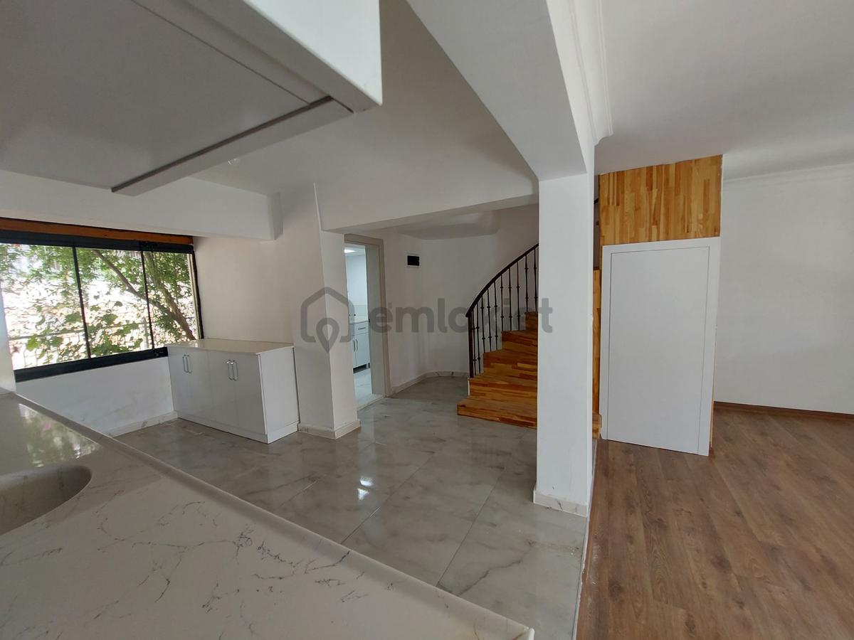 Denize 300m 3+1 Triblex Villa Otoparklı - 30