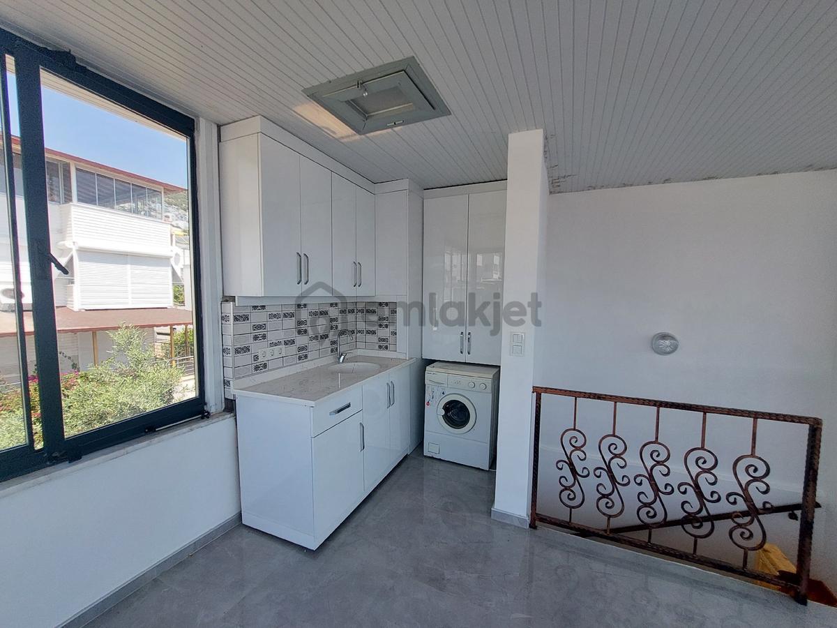 Denize 300m 3+1 Triblex Villa Otoparklı - 20