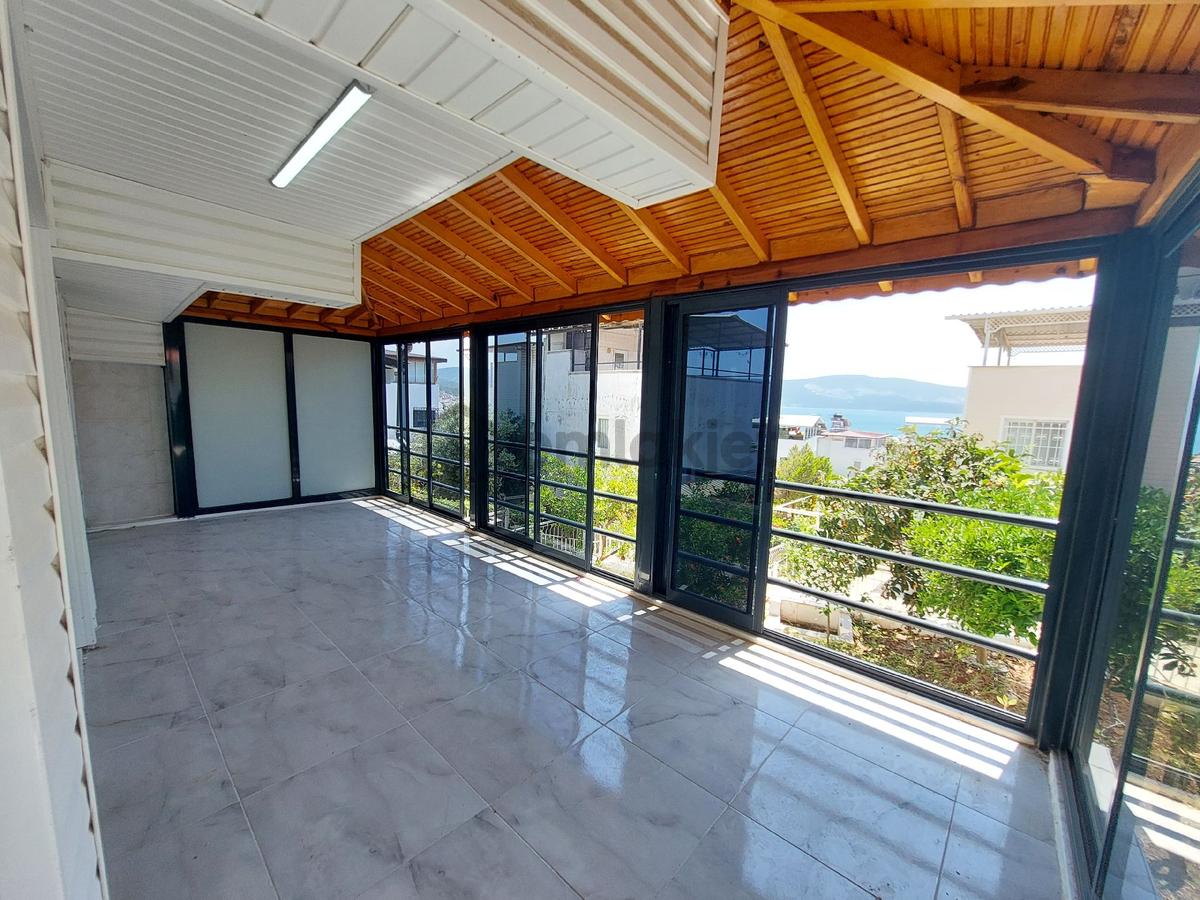 Denize 300m 3+1 Triblex Villa Otoparklı - 23