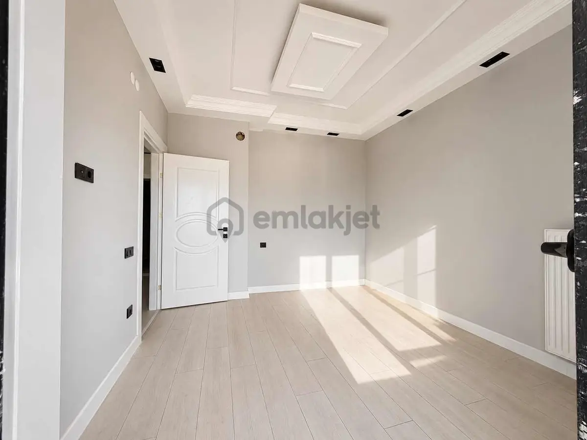 █ Mnazaralı / Ara Kat / Caddeye Cephe █ Erhan Balcancı - 6