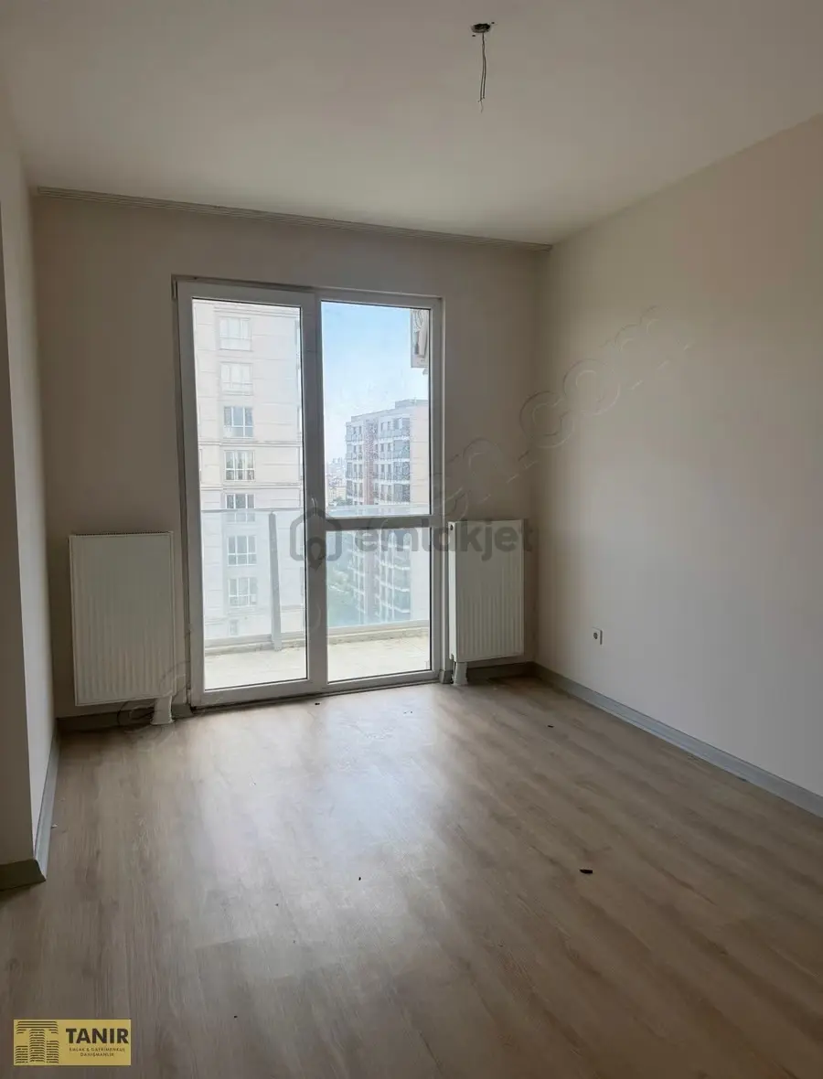 Sky Bahçeşehir Geniş Balkonlu Mazaralı Kiralık 2+1 Daire - 12