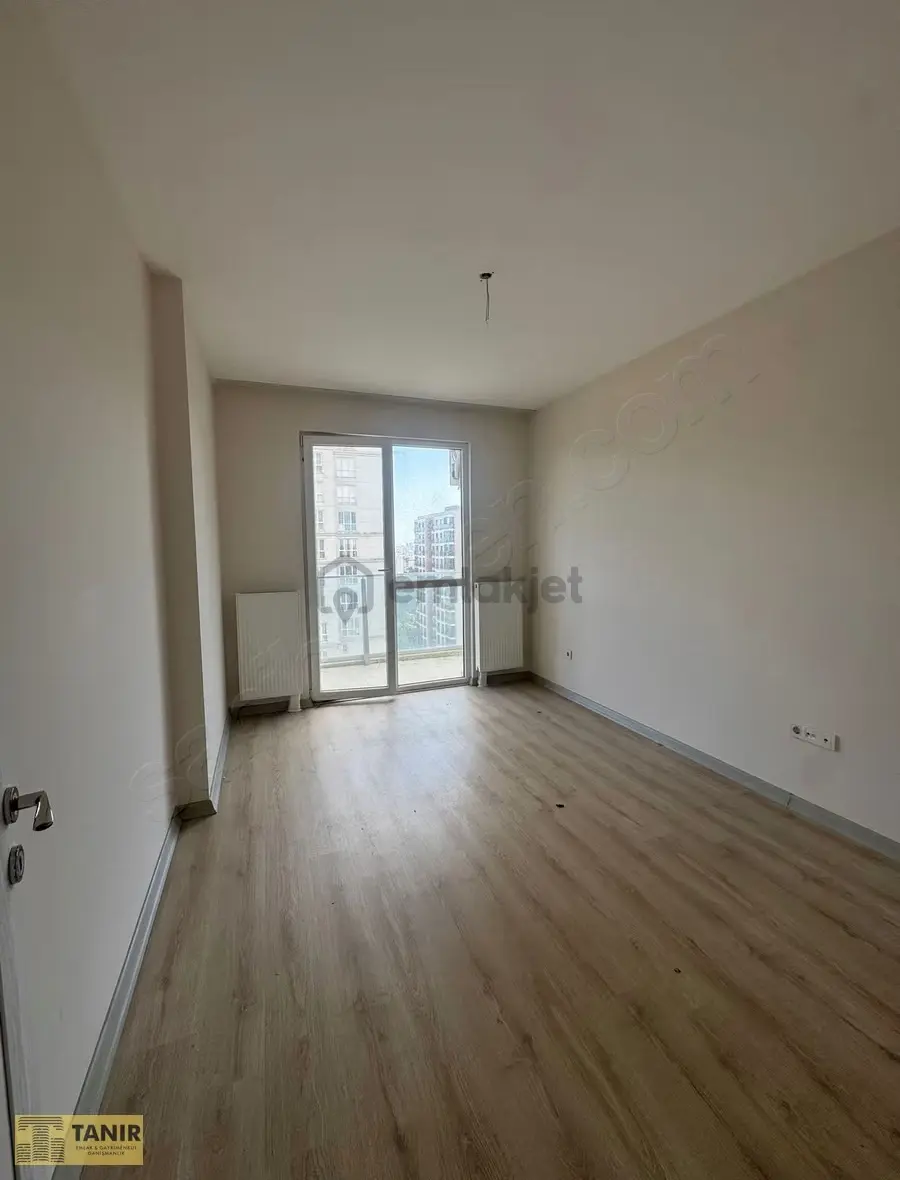 Sky Bahçeşehir Geniş Balkonlu Mazaralı Kiralık 2+1 Daire - 4