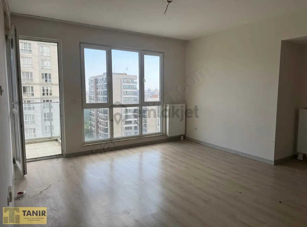 Sky Bahçeşehir Geniş Balkonlu Mazaralı Kiralık 2+1 Daire - 9