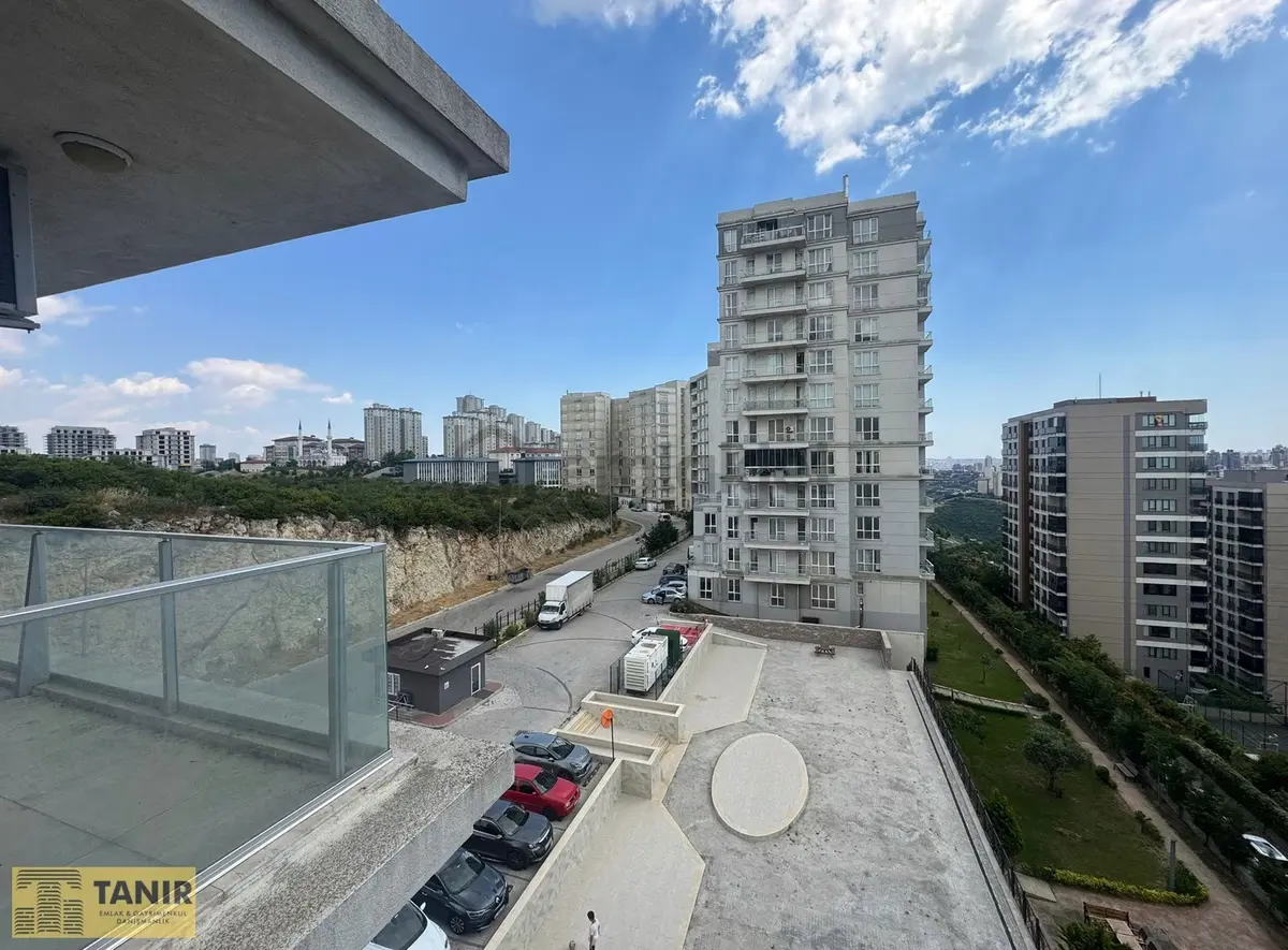 Sky Bahçeşehir Geniş Balkonlu Mazaralı Kiralık 2+1 Daire - 6