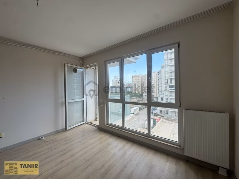Sky Bahçeşehir Geniş Balkonlu Mazaralı Kiralık 2+1 Daire - 8