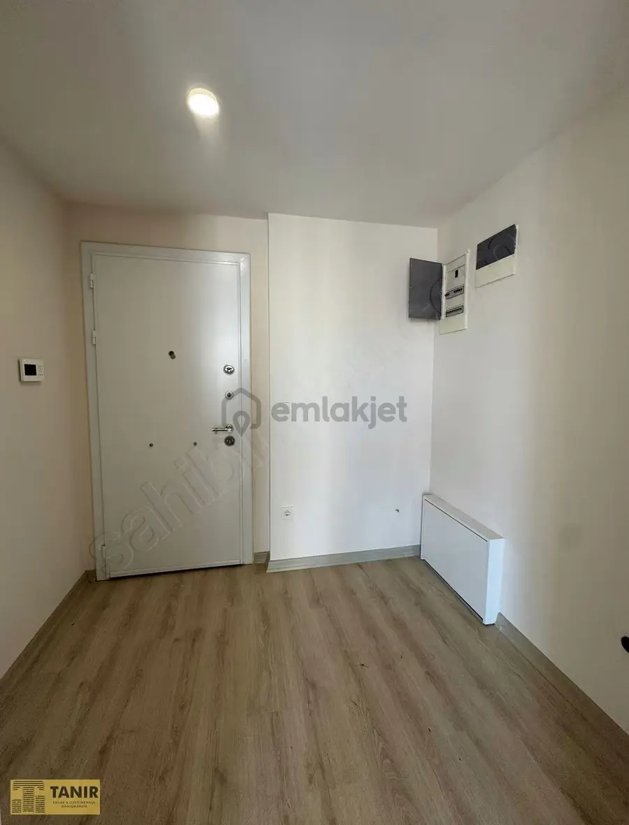 Sky Bahçeşehir Geniş Balkonlu Mazaralı Kiralık 2+1 Daire - 13