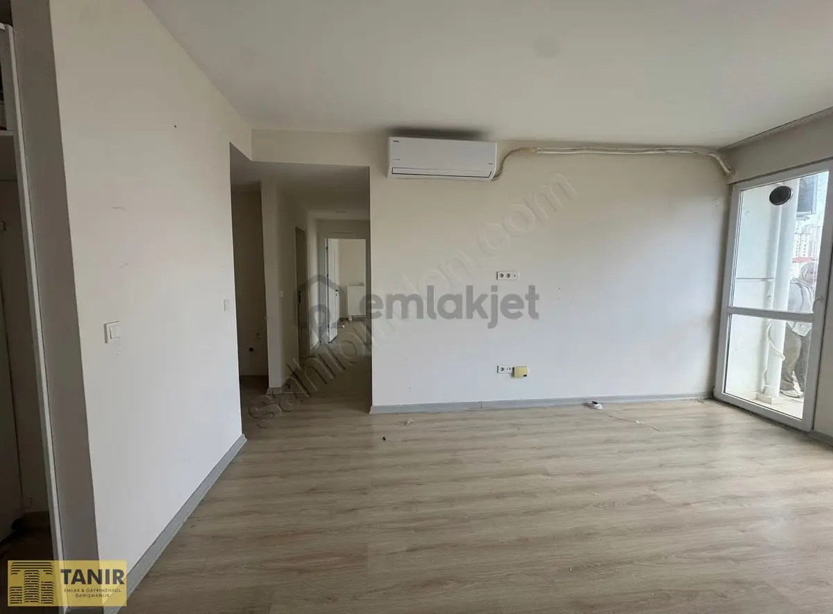 Sky Bahçeşehir Geniş Balkonlu Mazaralı Kiralık 2+1 Daire - 11