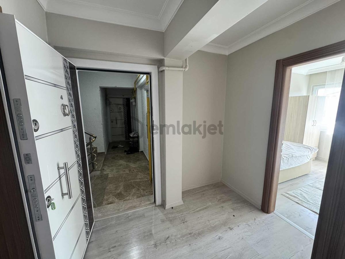 Merkezi Konumda Geniş M2 (full Eşyalı) 2+1 Daire - 12